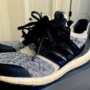Adidas SNS ultraboost